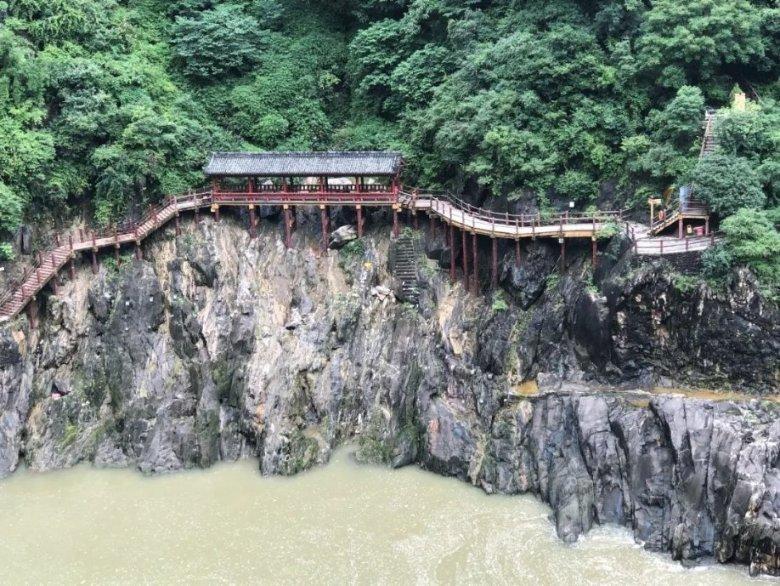 暗黑地牢